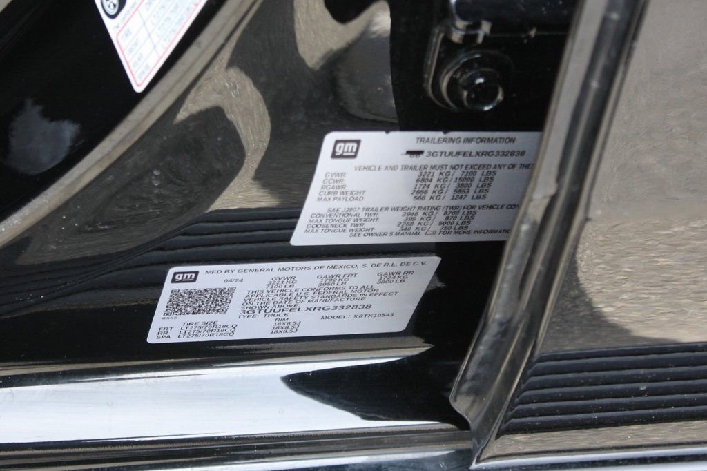 Used 2024 GMC Sierra 1500 AT4X image 33