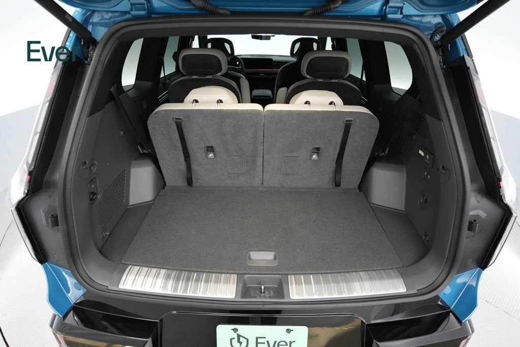 Used 2024 Kia EV9 GT-Line AWD/4WD image 8