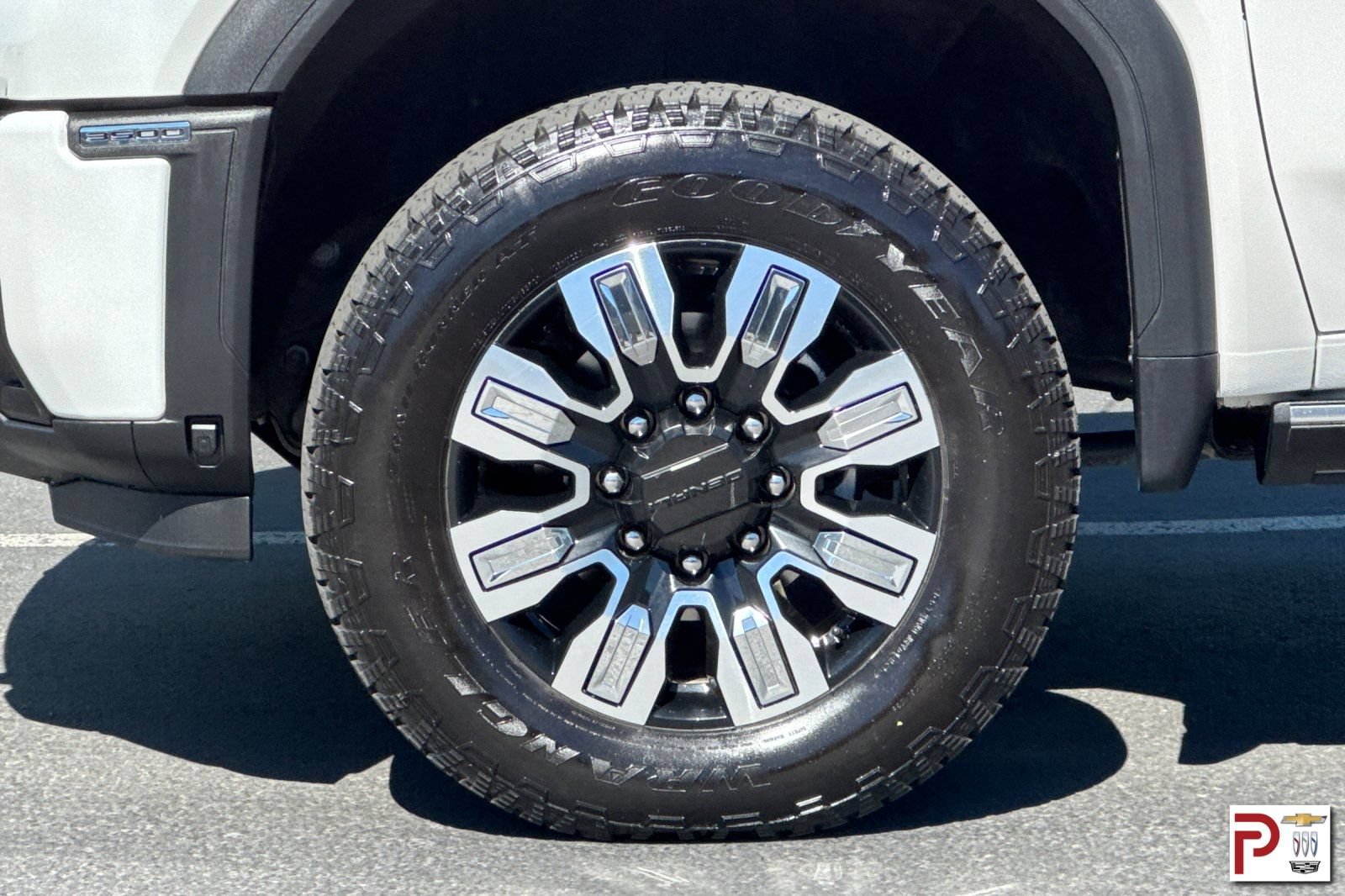 Certified 2024 GMC Sierra 3500 Denali w/ Denali Reserve Package AWD/4WD image 31