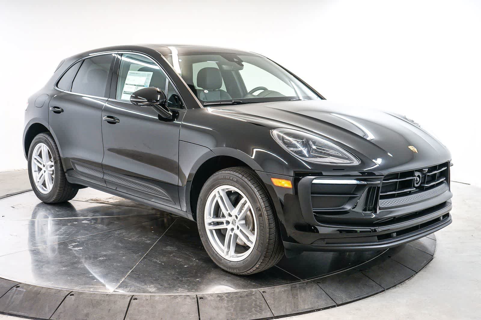 New 2026 Porsche Macan AWD/4WD image 7