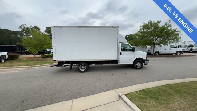 Used 2023 Chevrolet Express 3500 w/ Power Convenience Package RWD image 9