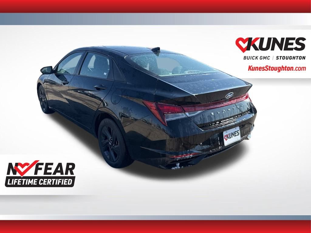 Used 2022 Hyundai Elantra SEL image 8
