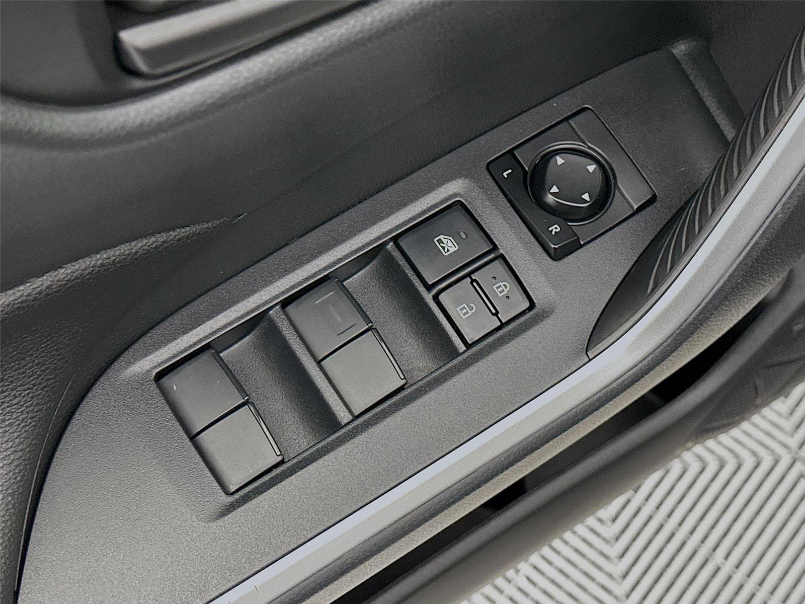 Certified 2025 Toyota RAV4 LE AWD/4WD image 19