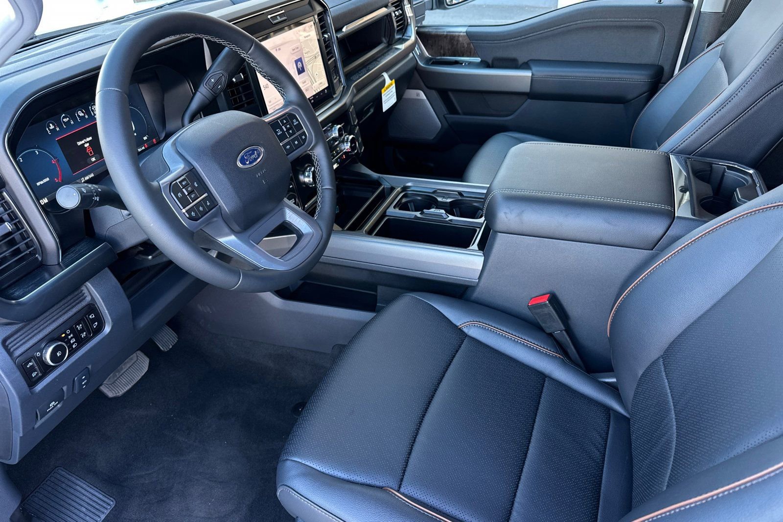New 2026 Ford F250 Lariat w/ Black Appearance Package AWD/4WD image 9