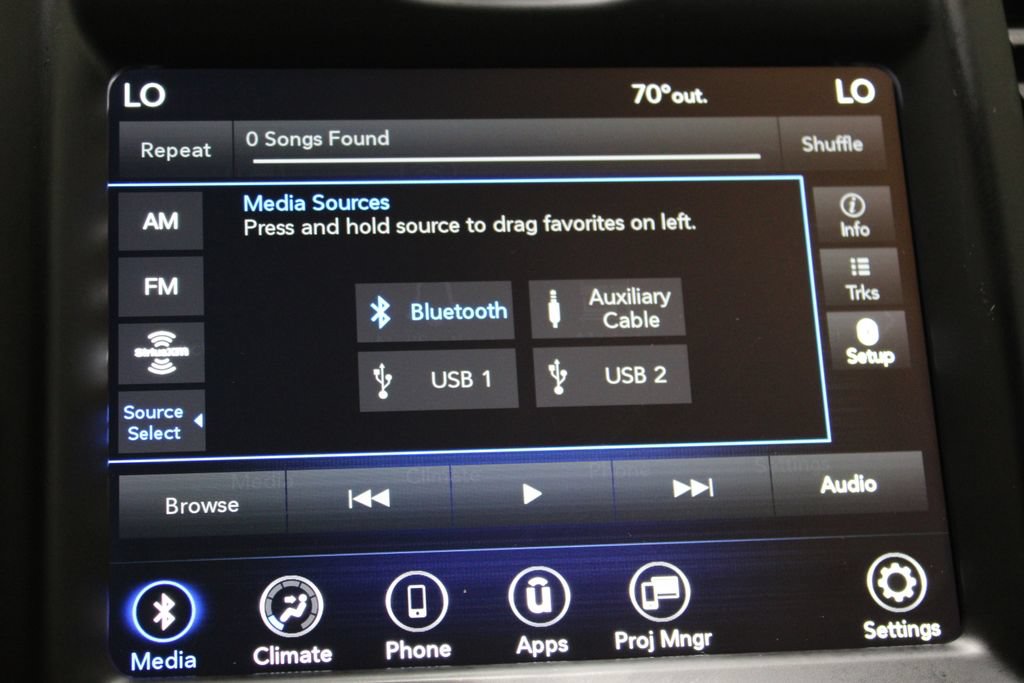Used 2023 Chrysler 300 Touring AWD/4WD image 42