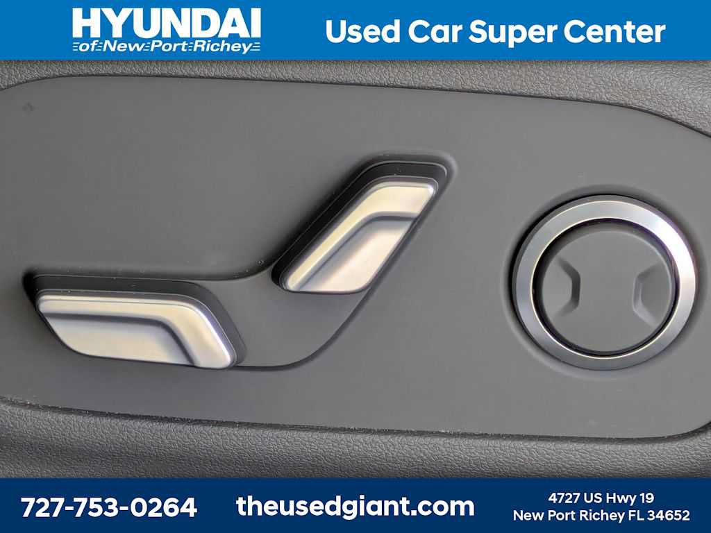 Used 2026 Hyundai Santa Fe SEL w/ Tow & Go Package FWD image 26