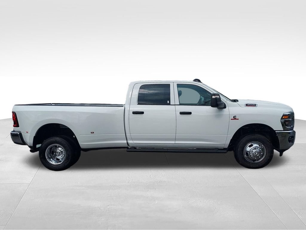New 2027 RAM 3500 Tradesman AWD/4WD image 6