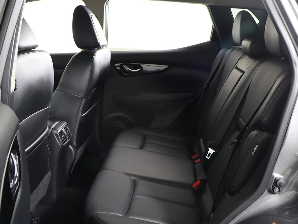 Used 2022 Nissan Rogue Sport SL image 29