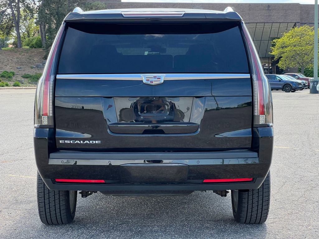 Used 2019 Cadillac Escalade Premium Luxury AWD/4WD image 48