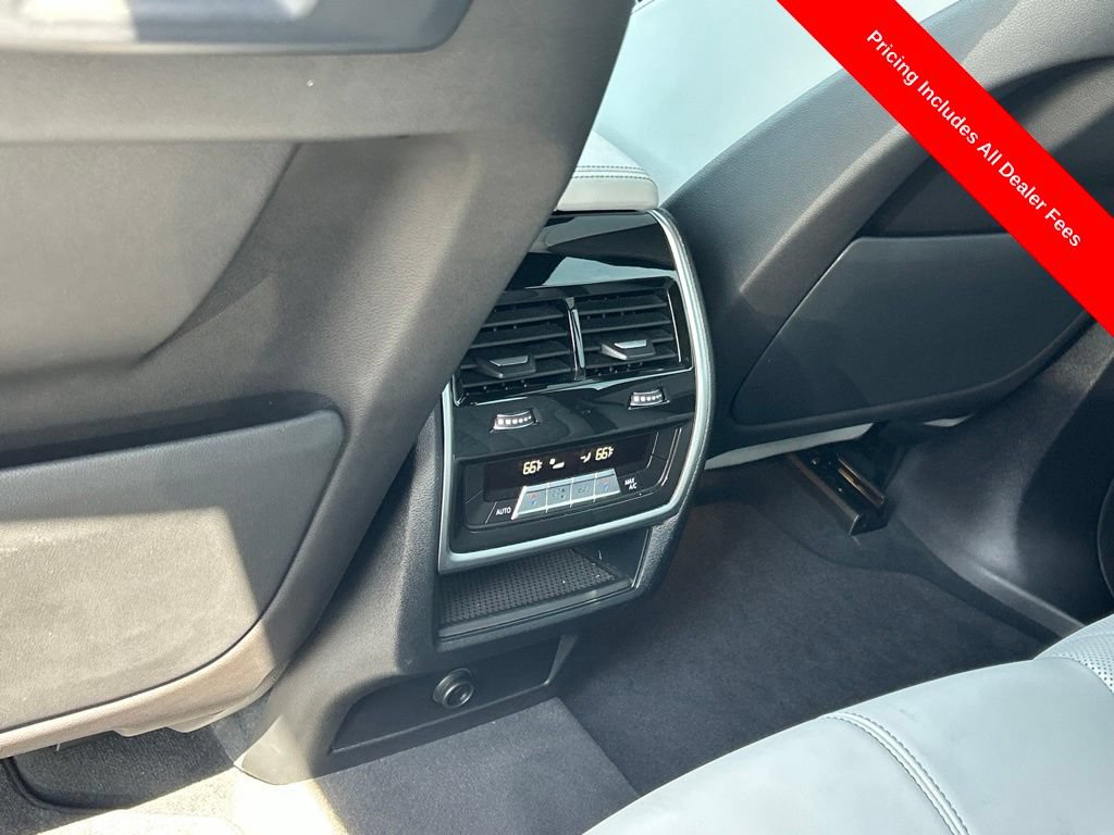 Used 2023 BMW X5 xDrive40i w/ Executive Package AWD/4WD image 19