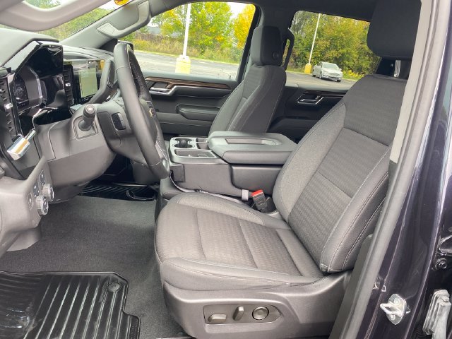 Certified 2024 Chevrolet Silverado 1500 LT AWD/4WD image 16
