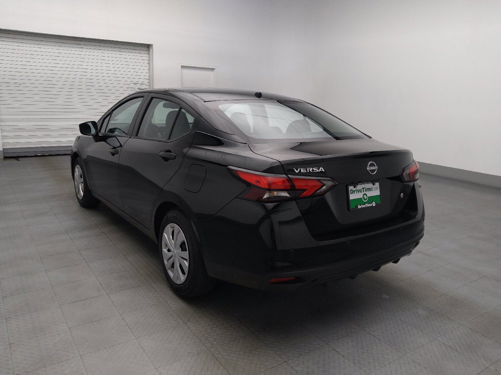 Used 2025 Nissan Versa S FWD image 5