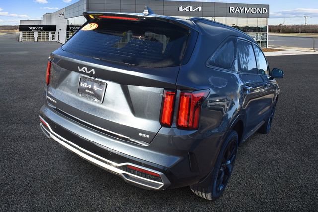 Certified 2023 Kia Sorento SX image 3