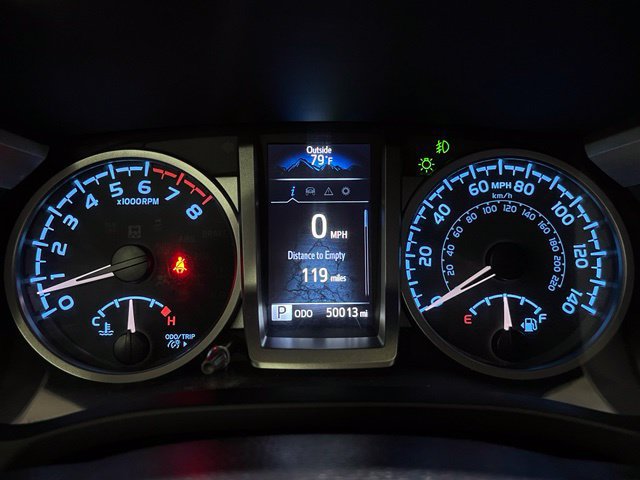 Used 2022 Toyota Tacoma SR5 w/ Technology Package AWD/4WD image 17