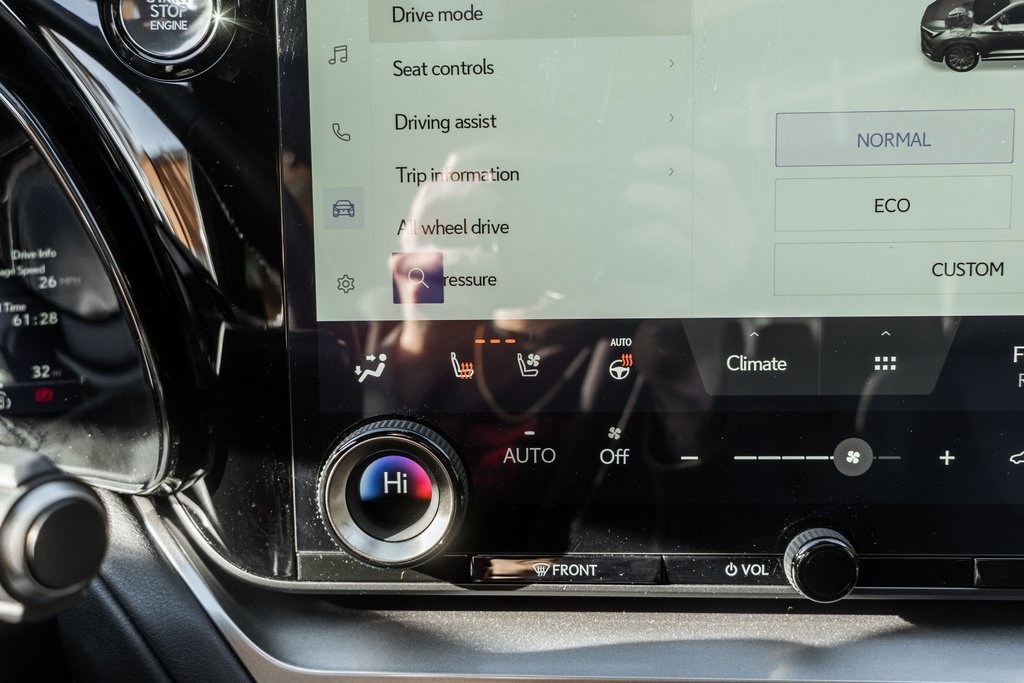 Used 2024 Lexus TX 350 AWD image 18