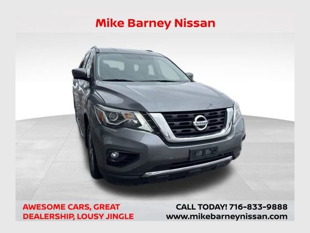 Used 2020 Nissan Pathfinder SL image 1