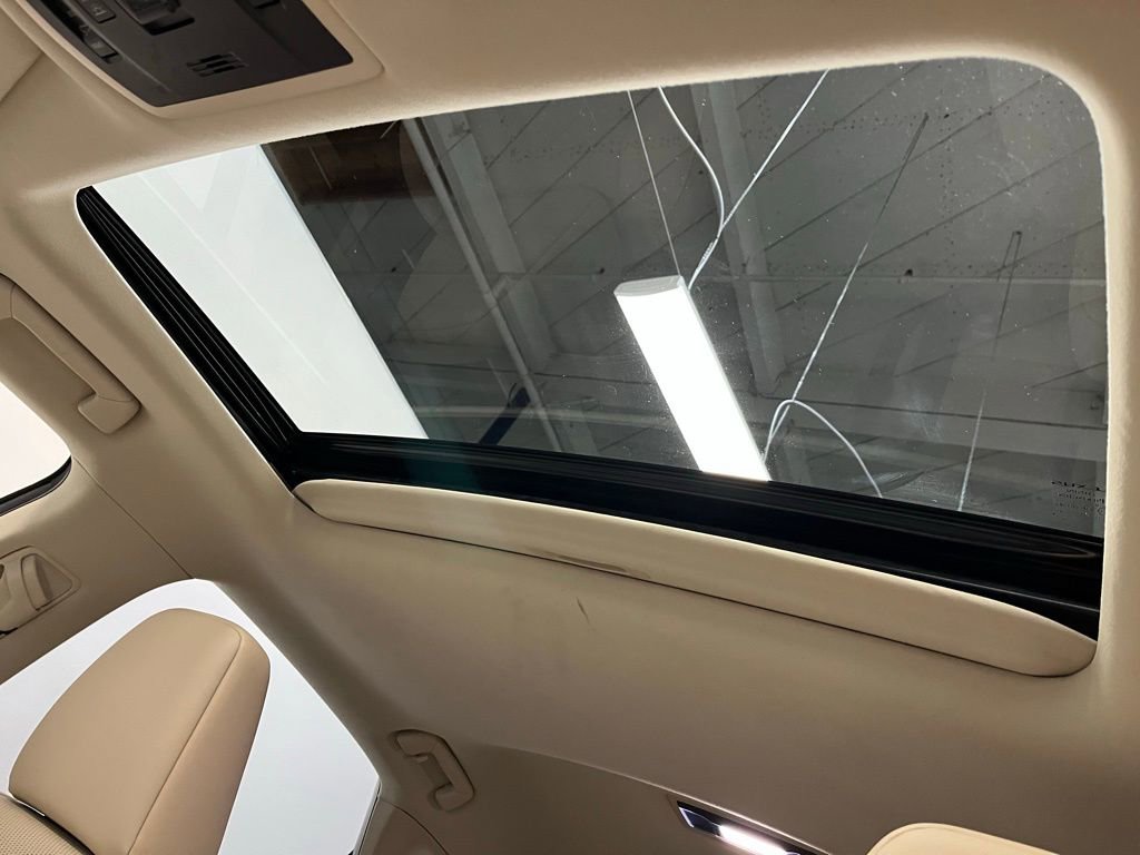 Used 2022 Lexus RX 450h AWD w/ Premium Package image 10