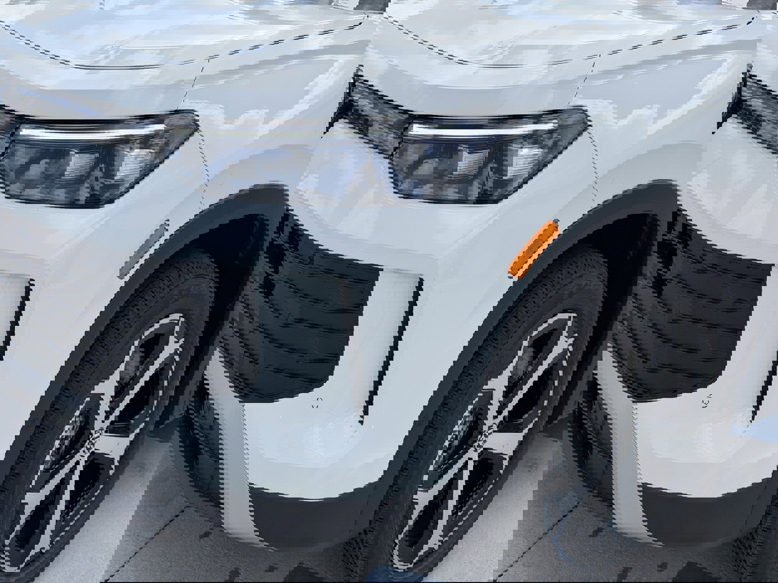 New 2026 Volkswagen Tiguan SE image 8