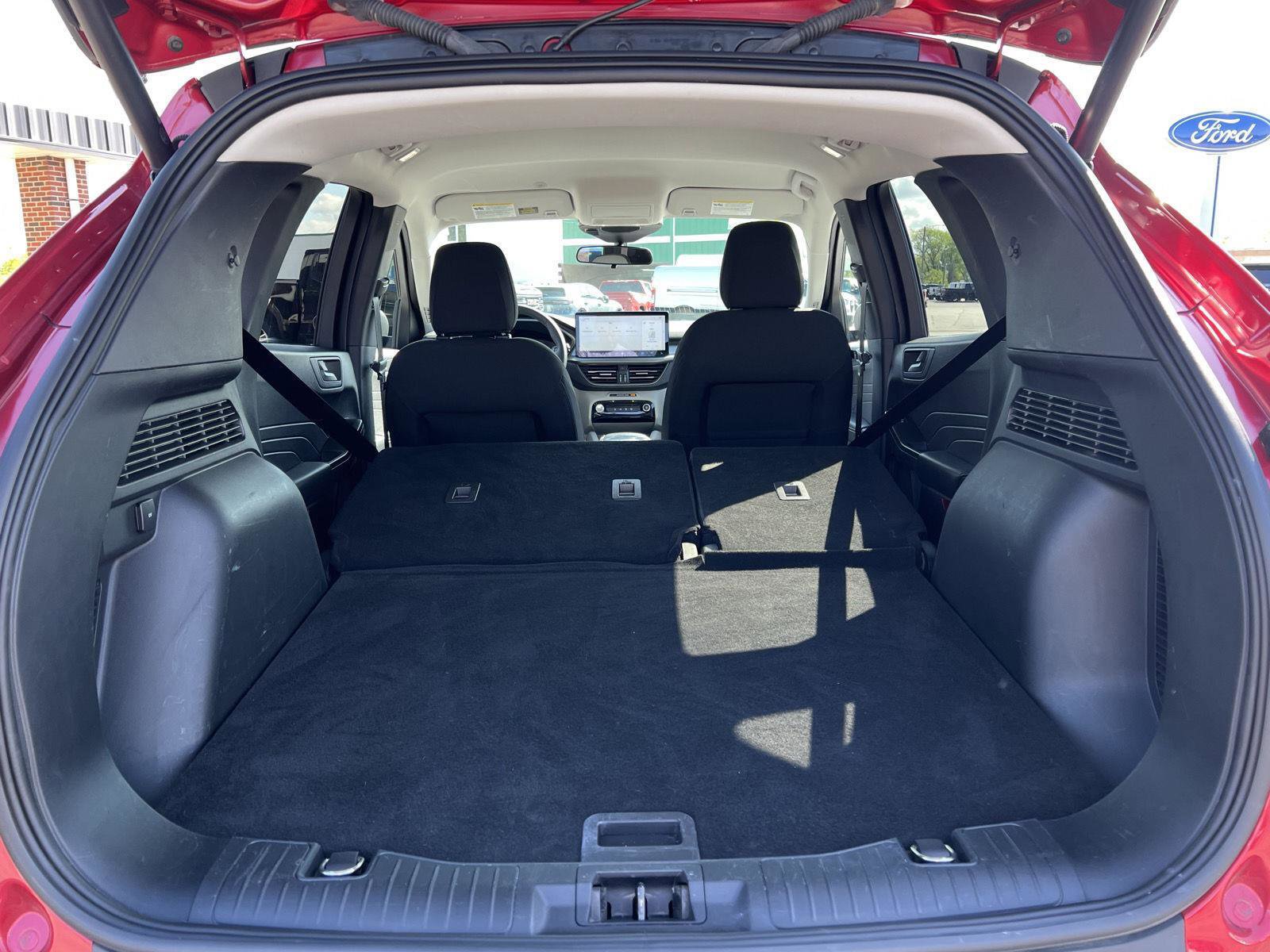 Used 2023 Ford Escape Active w/ Tech Pack #1 AWD/4WD image 43