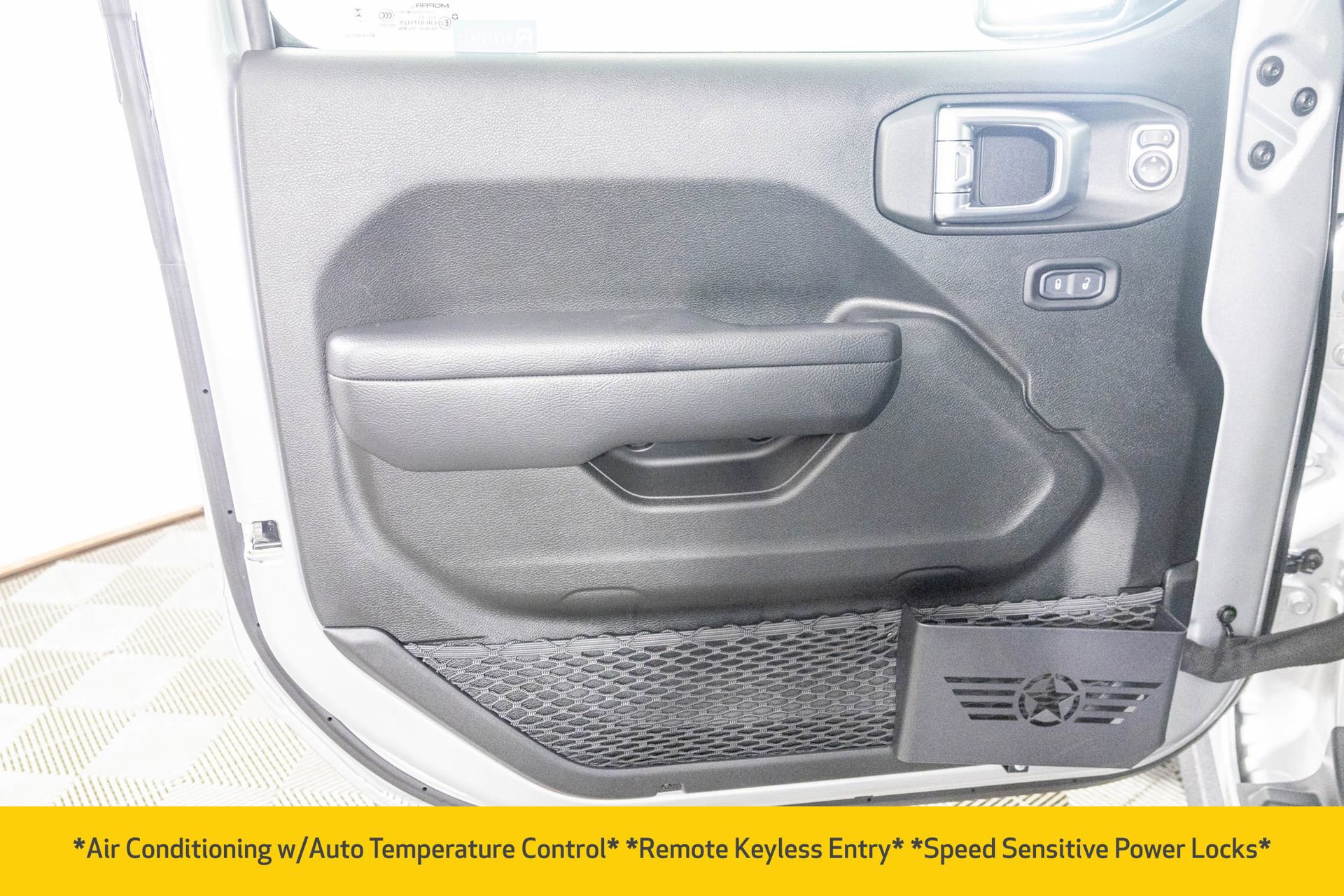 Used 2023 Jeep Gladiator Sport image 19