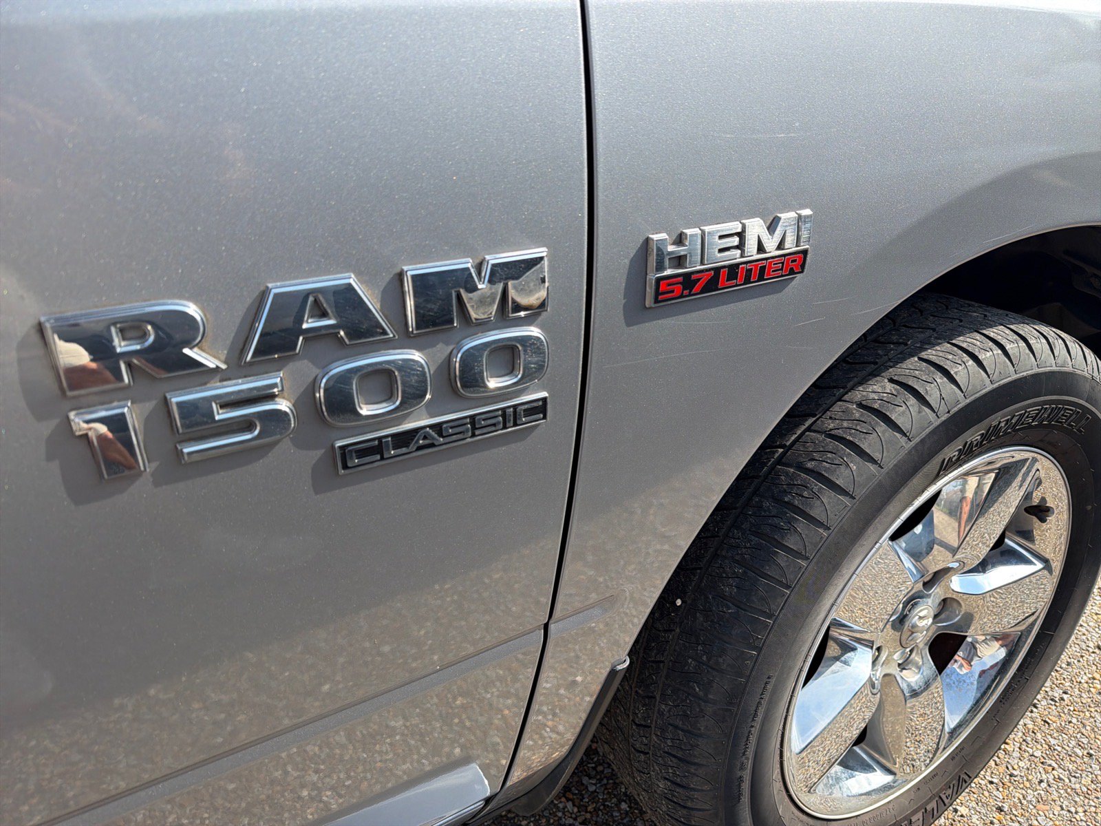 Used 2019 RAM 1500 Big Horn RWD image 22