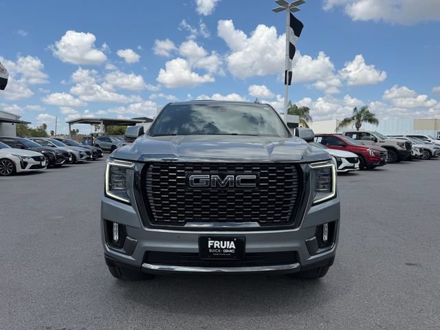 Used 2023 GMC Yukon XL Denali Ultimate AWD/4WD image 2