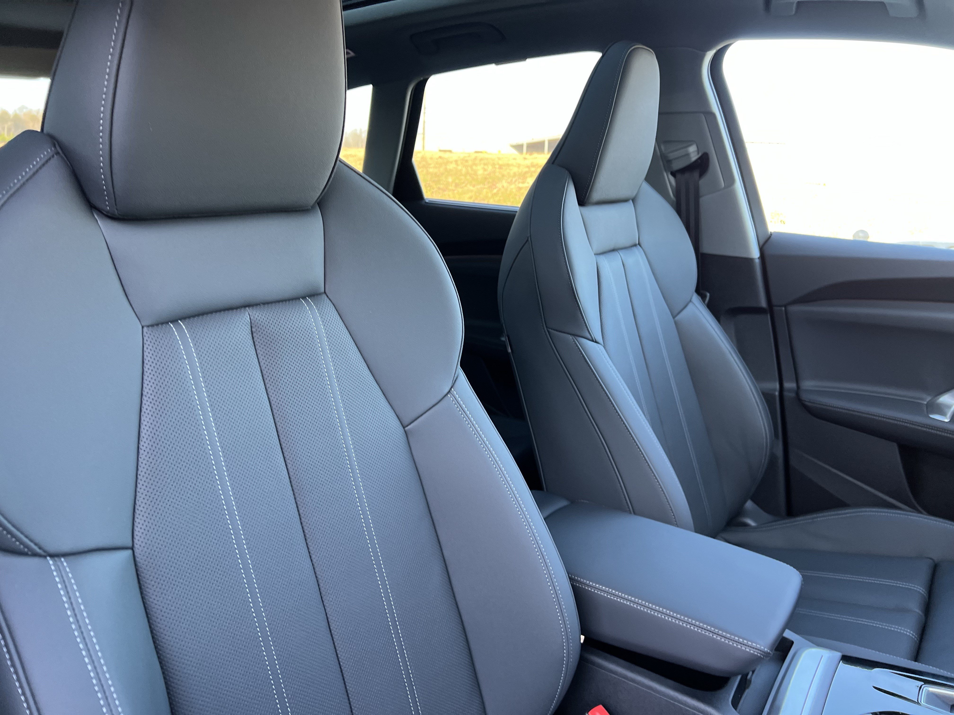 Used 2025 Audi Q5 Premium AWD/4WD image 21