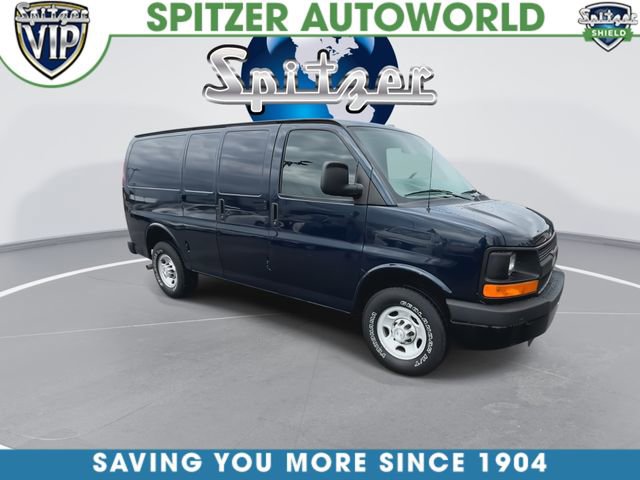 Used 2015 Chevrolet Express 2500 RWD image 2