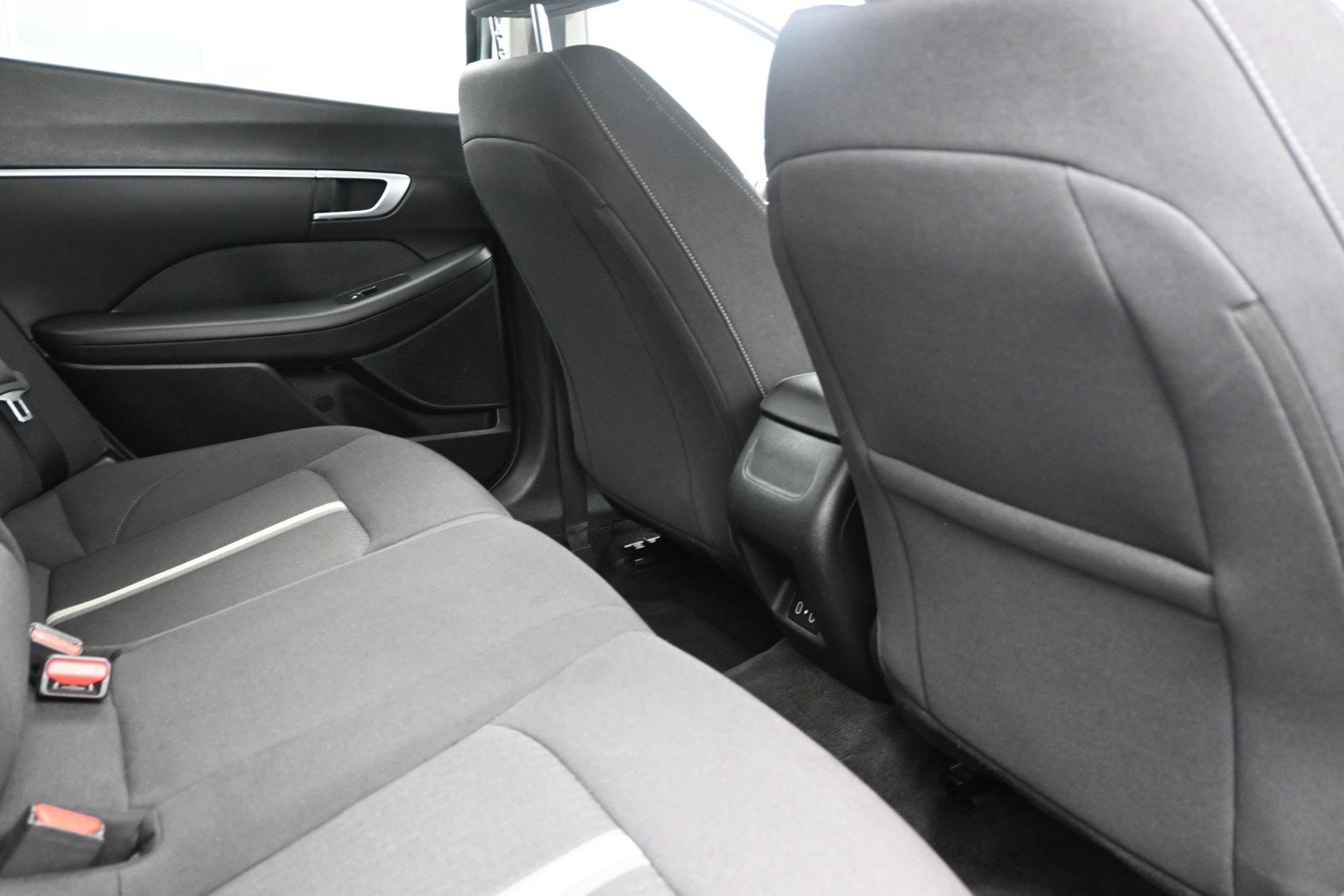 Certified 2024 Hyundai Sonata SEL FWD image 24