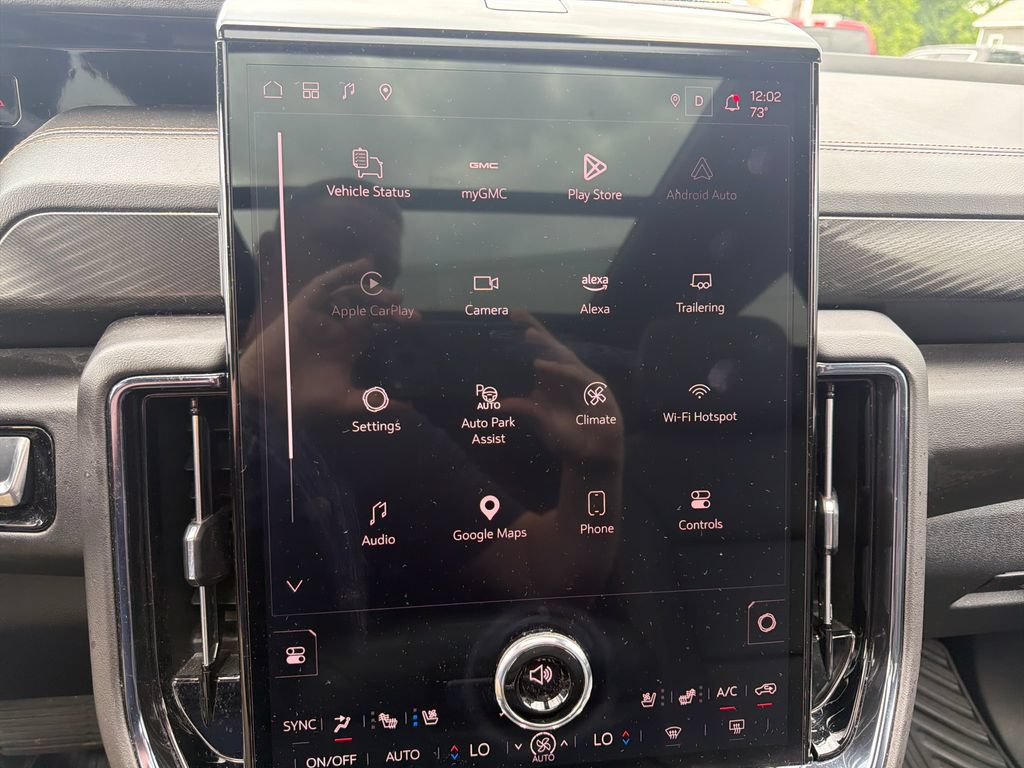 Certified 2025 GMC Yukon XL AT4 AWD/4WD image 19