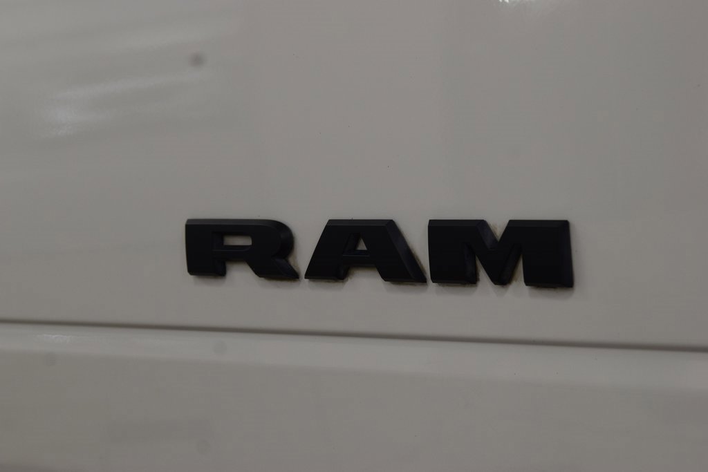 Used 2024 RAM 2500 Laramie w/ Night Edition image 16