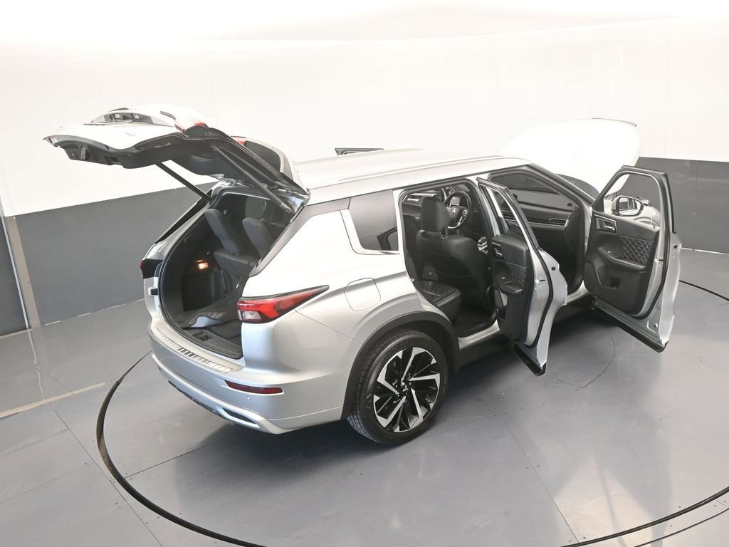 Used 2022 Mitsubishi Outlander SEL image 65