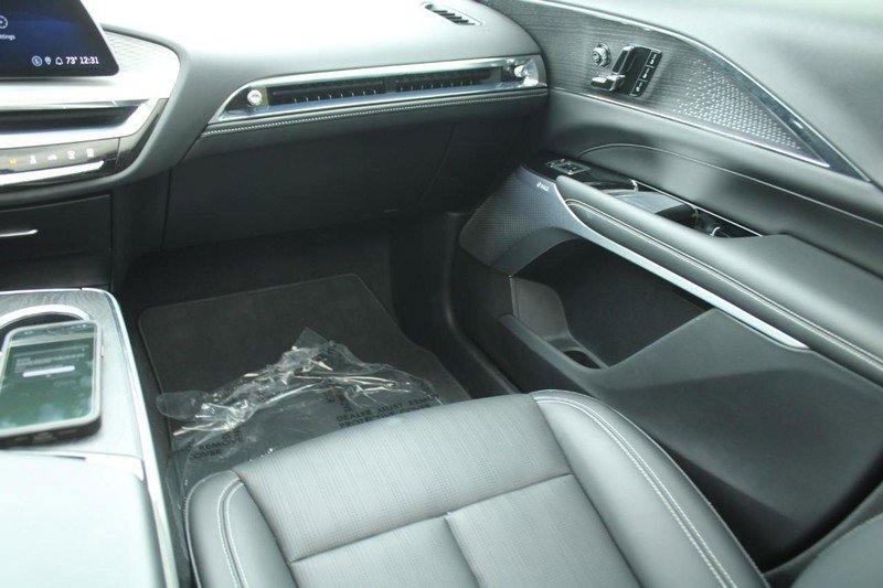 Used 2023 Cadillac Lyriq 2WD image 16