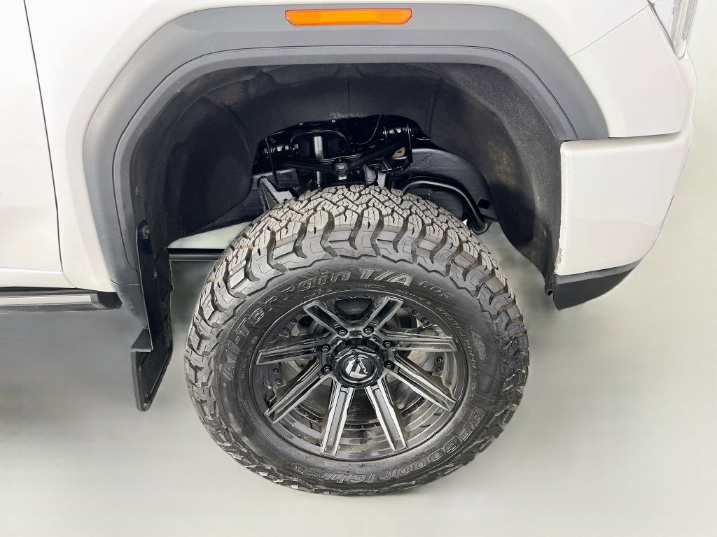Used 2022 GMC Sierra 3500 Denali w/ Denali Ultimate Package AWD/4WD image 37