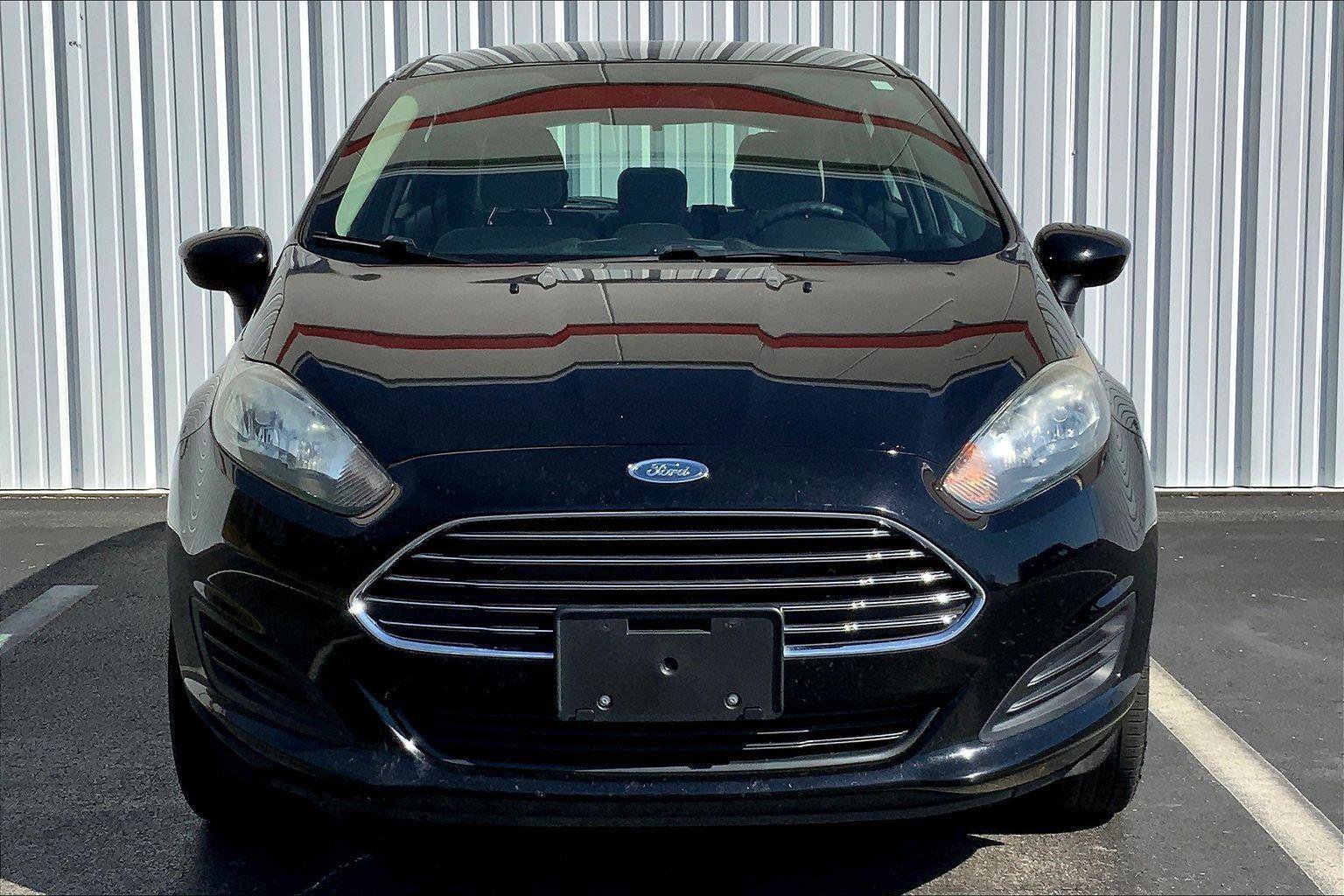 Used 2019 Ford Fiesta SE image 3