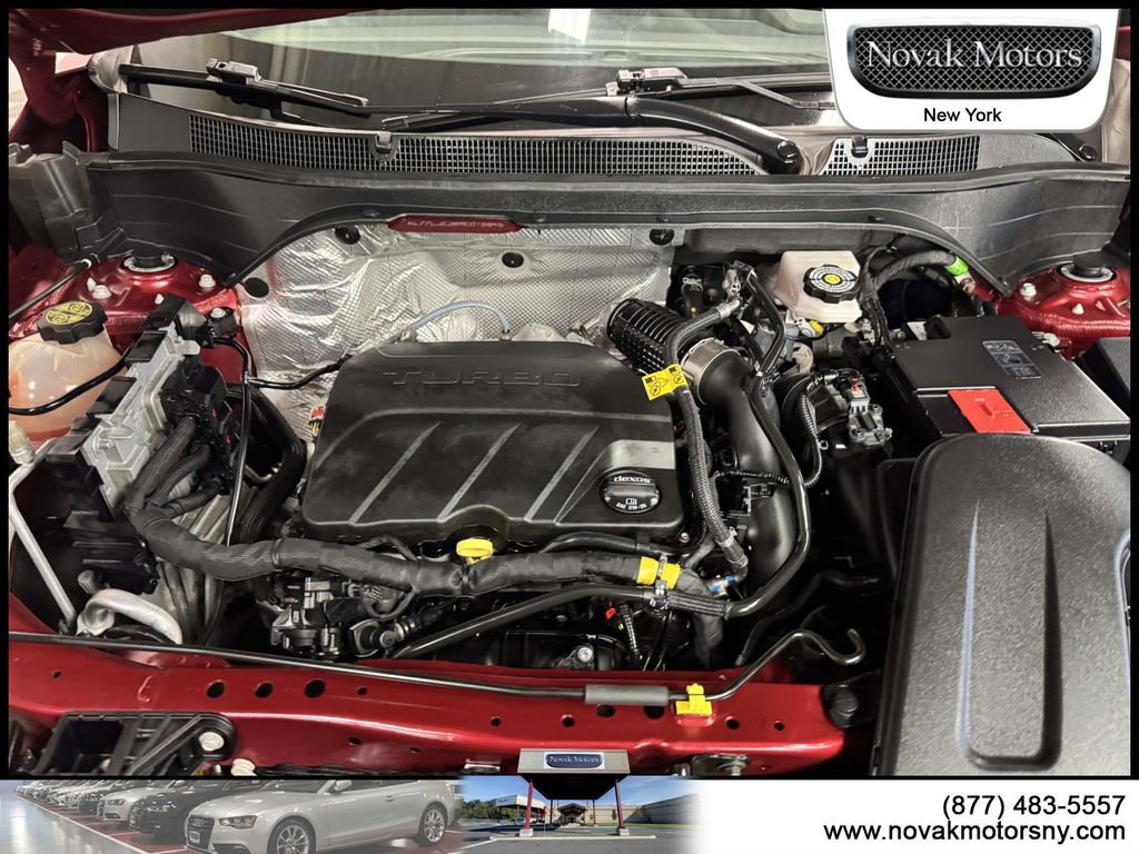 Used 2024 Chevrolet Trax RS FWD image 8
