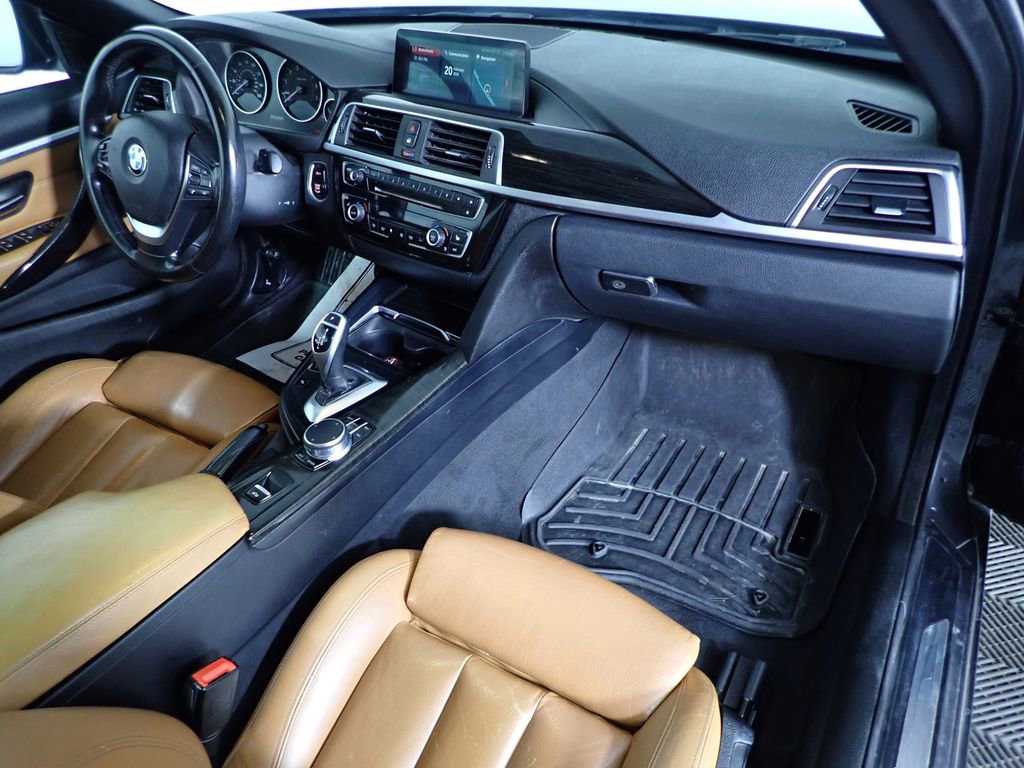 Used 2018 BMW 430i xDrive Convertible image 32