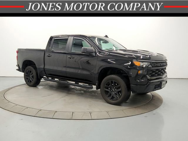 Used 2025 Chevrolet Silverado 1500 Custom Trail Boss w/ Midnight Edition