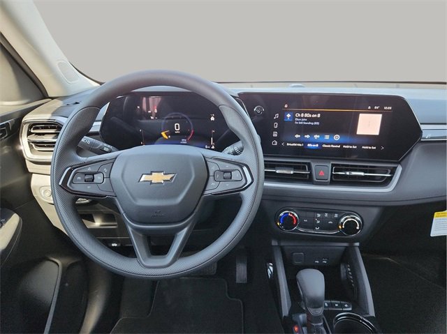 Used 2025 Chevrolet TrailBlazer LS w/ LS Convenience Package image 11