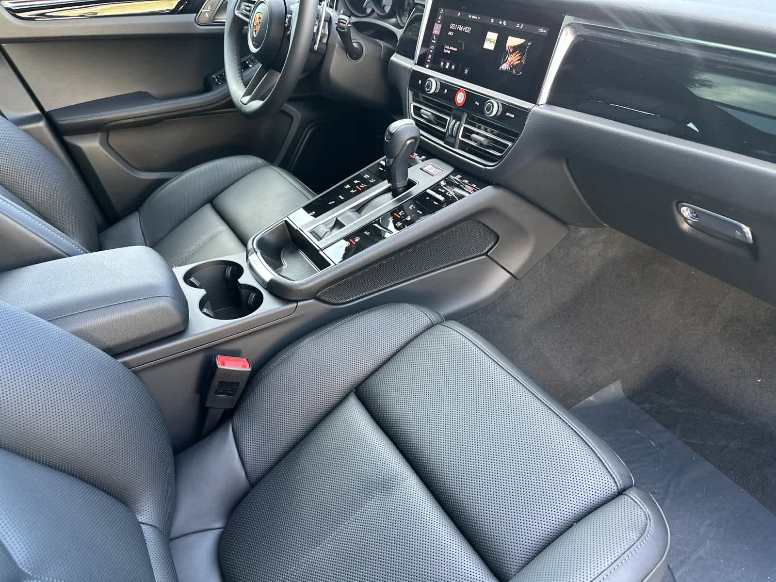 New 2026 Porsche Macan S AWD/4WD image 17