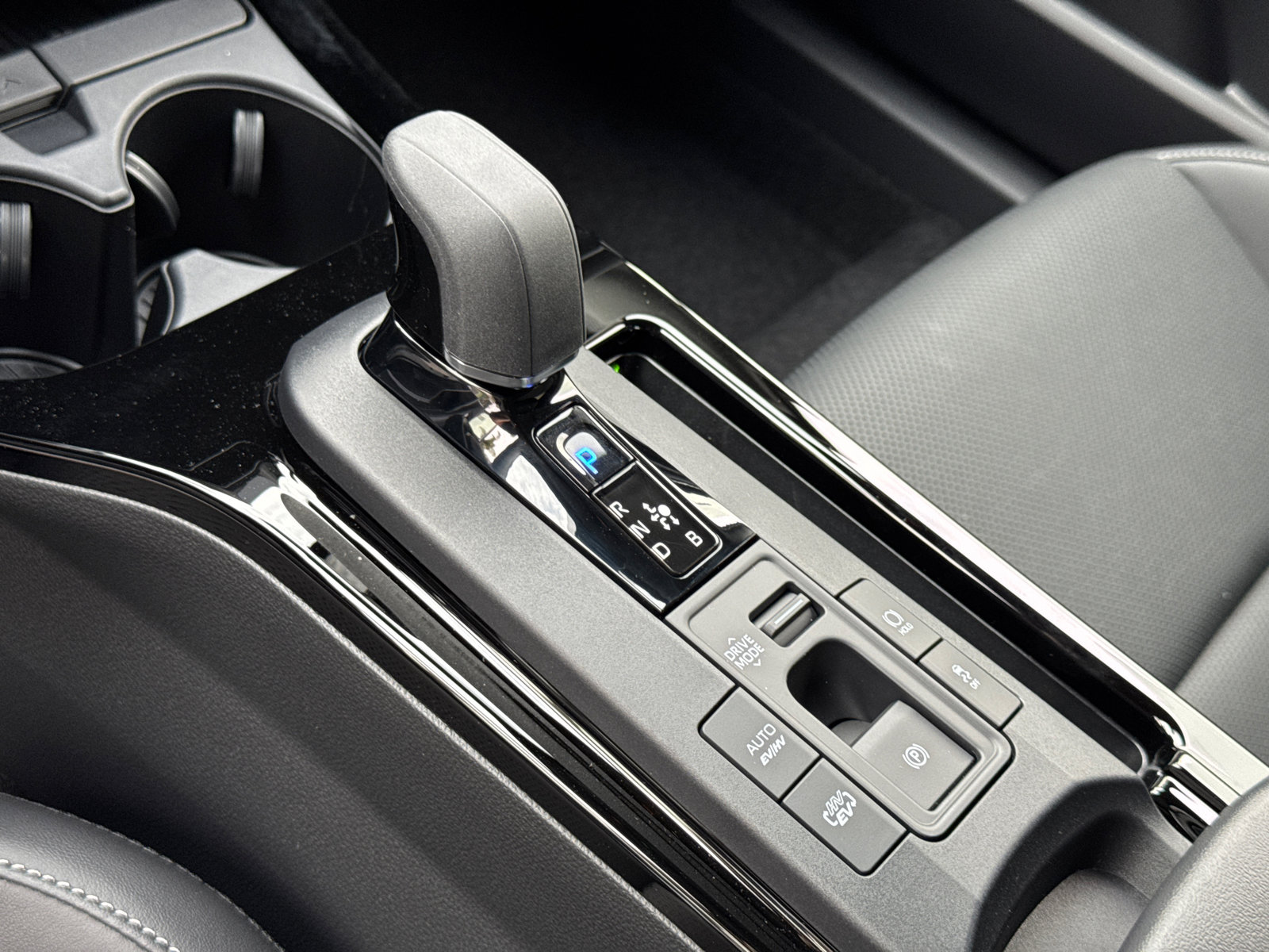 New 2026 Toyota Prius Plug-In Hybrid image 28