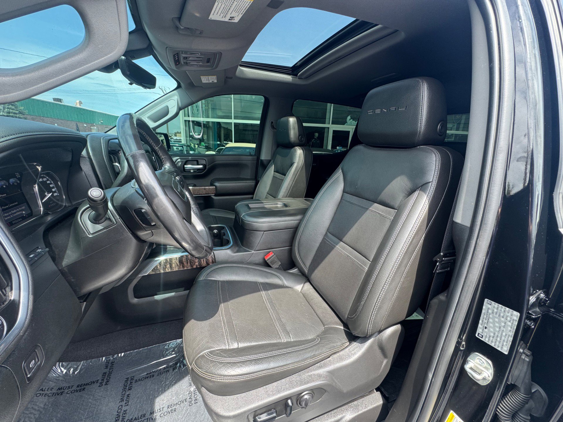 Used 2019 GMC Sierra 1500 Denali image 2