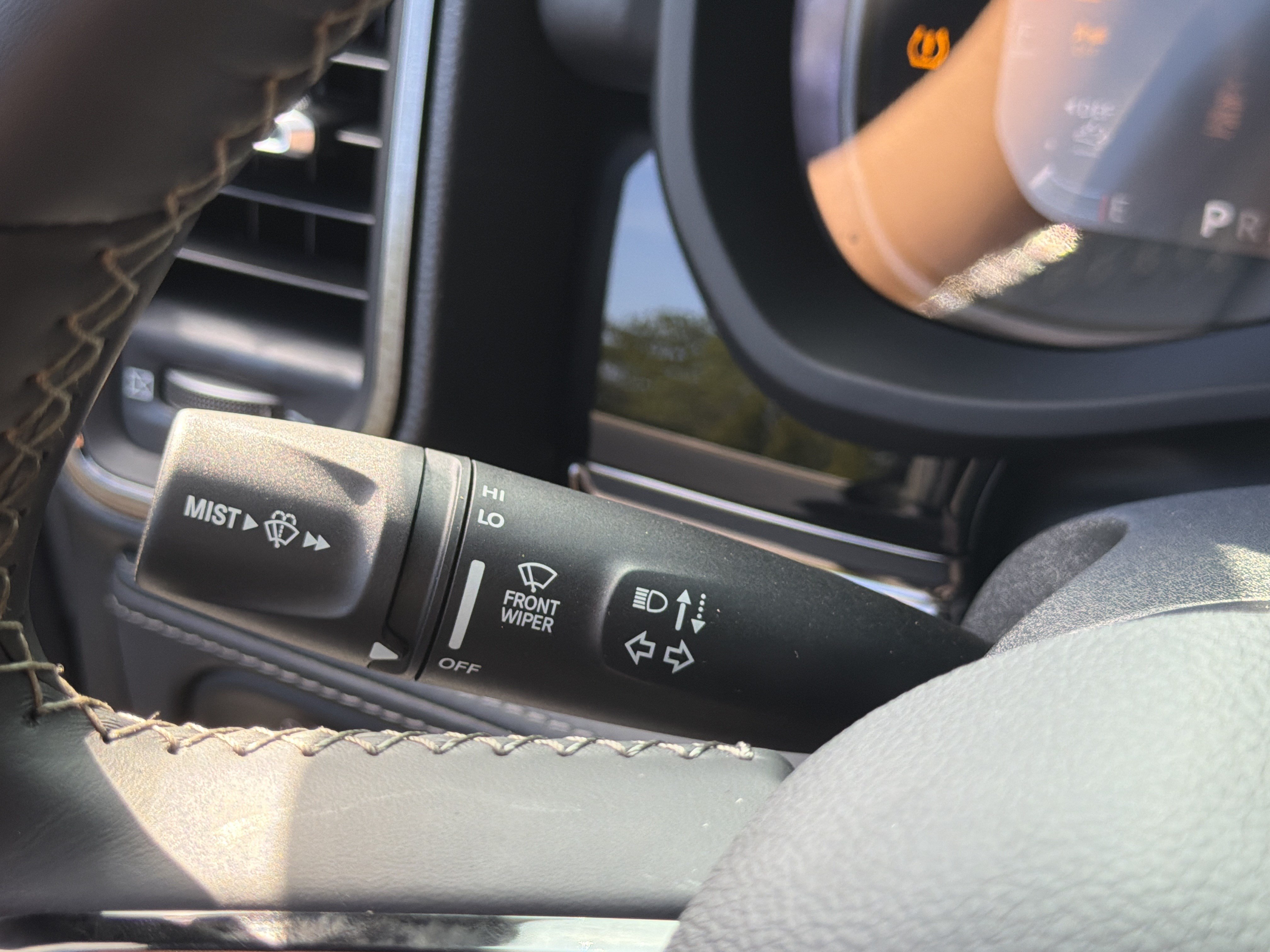 Used 2026 RAM 3500 Limited AWD/4WD image 30