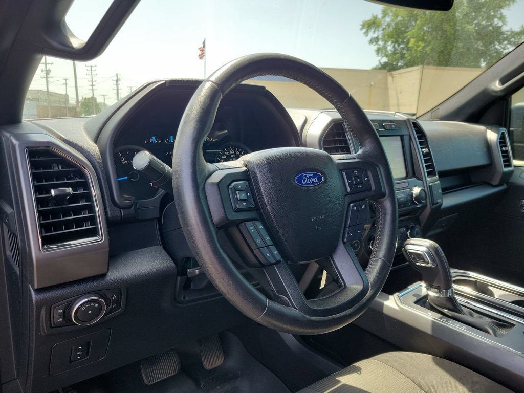 Used 2017 Ford F150 XLT w/ Equipment Group 302A Luxury AWD/4WD image 21