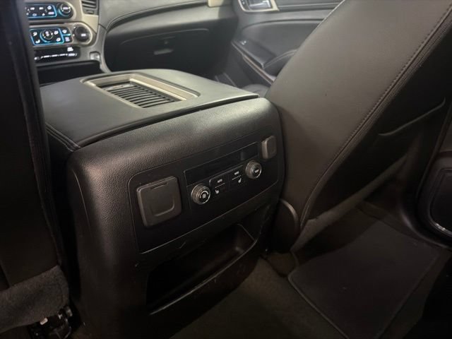 Used 2018 GMC Yukon Denali AWD/4WD image 16