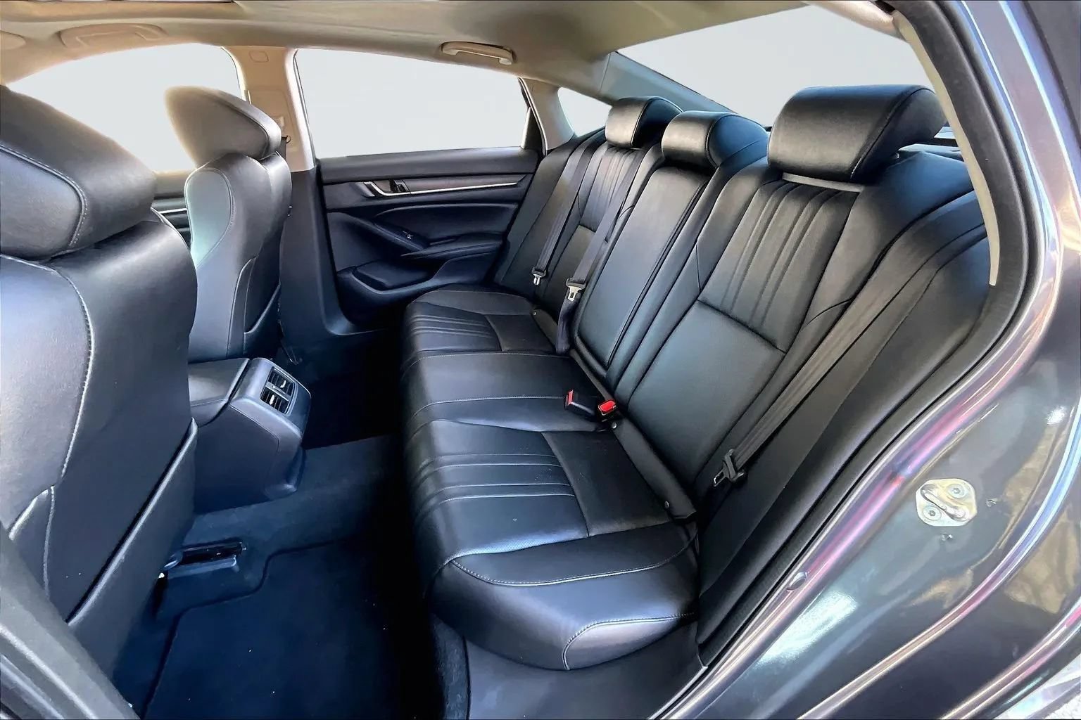 Used 2020 Honda Accord EX-L image 19