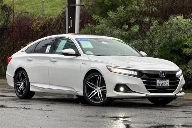 Certified 2021 Honda Accord Touring image 2