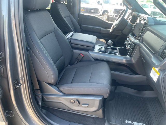 New 2025 Ford F150 XLT w/ Equipment Group 302A MID image 58
