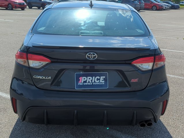 Used 2023 Toyota Corolla SE w/ SE Premium Package FWD image 6