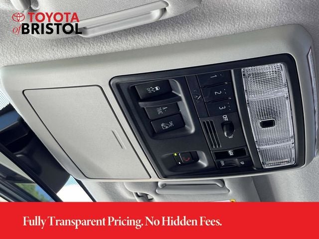 Used 2021 Toyota 4Runner SR5 Premium w/ Moonroof Package AWD/4WD image 34